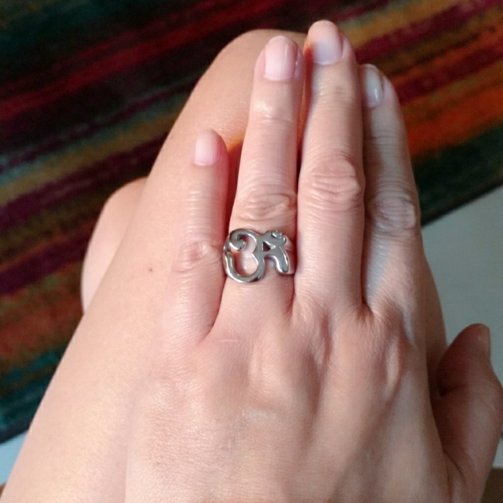 Ohm Ring